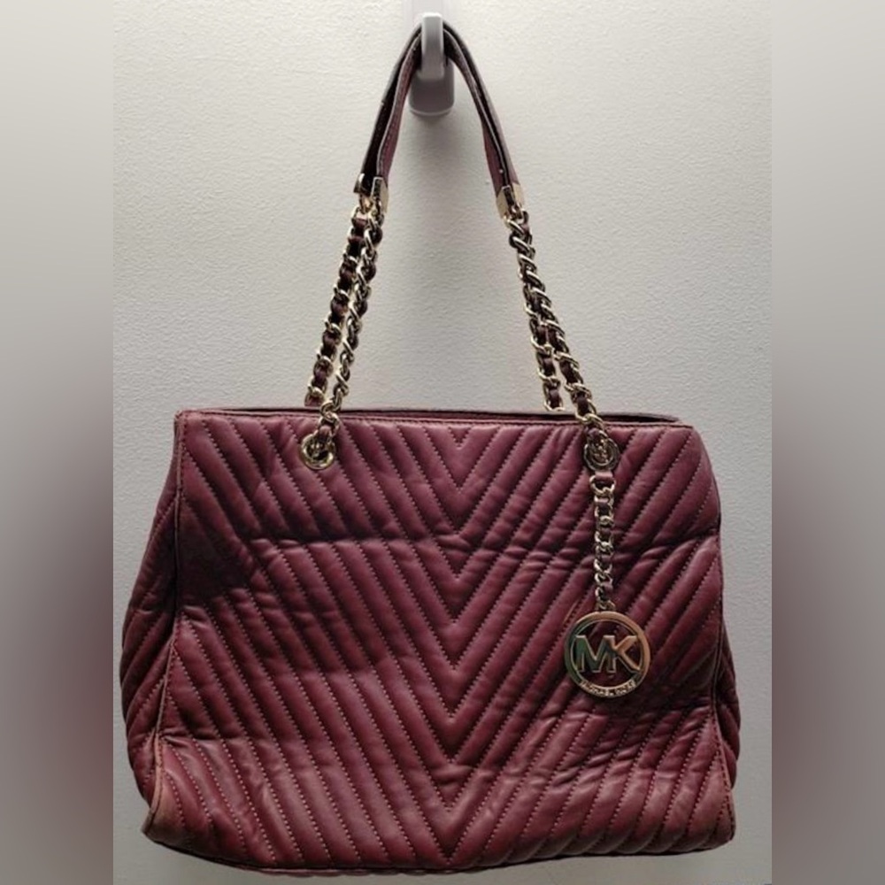 Michael Kors Susannah Quilted Chevron Tote Bag Purse